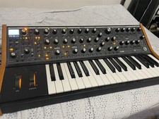 Moog Subsequent 37 Analog