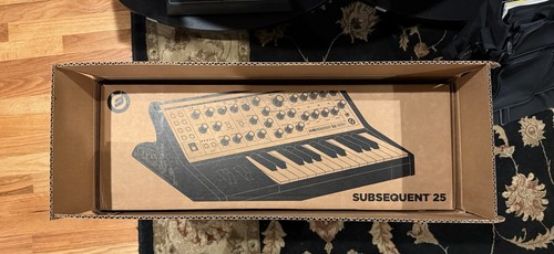 Moog subsequent analog - subsequent, 25
