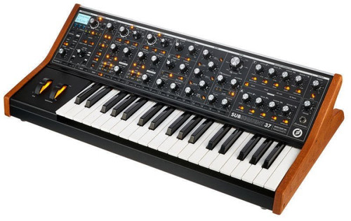 Moog subsequent analog - subsequent, 37